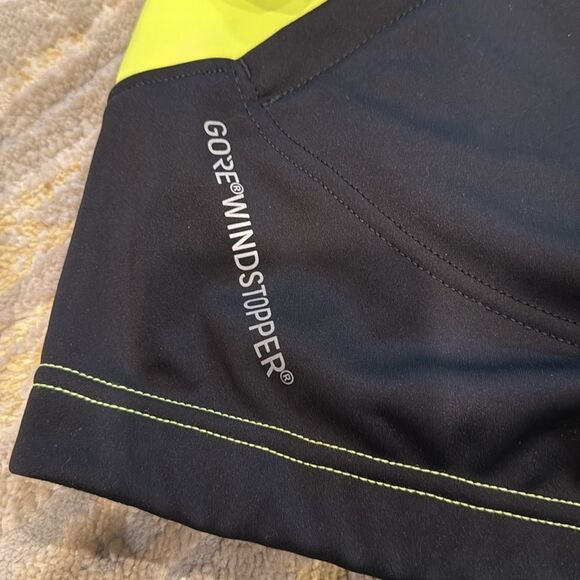 GORE Wear C5 WINDSTOPPER THERMO Trail Jacket SZ L BLK/Neon Yellow new with tags - Picture 9 of 9
